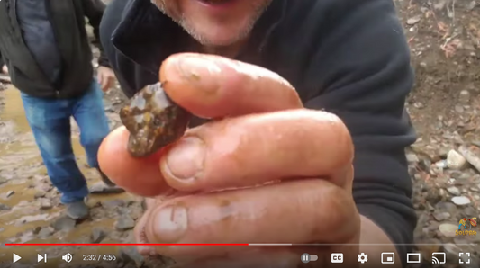 Chilling Gold Hunt: Striking It Big in Idaho's Icy Streams. Dave finds 2 big gold nuggets