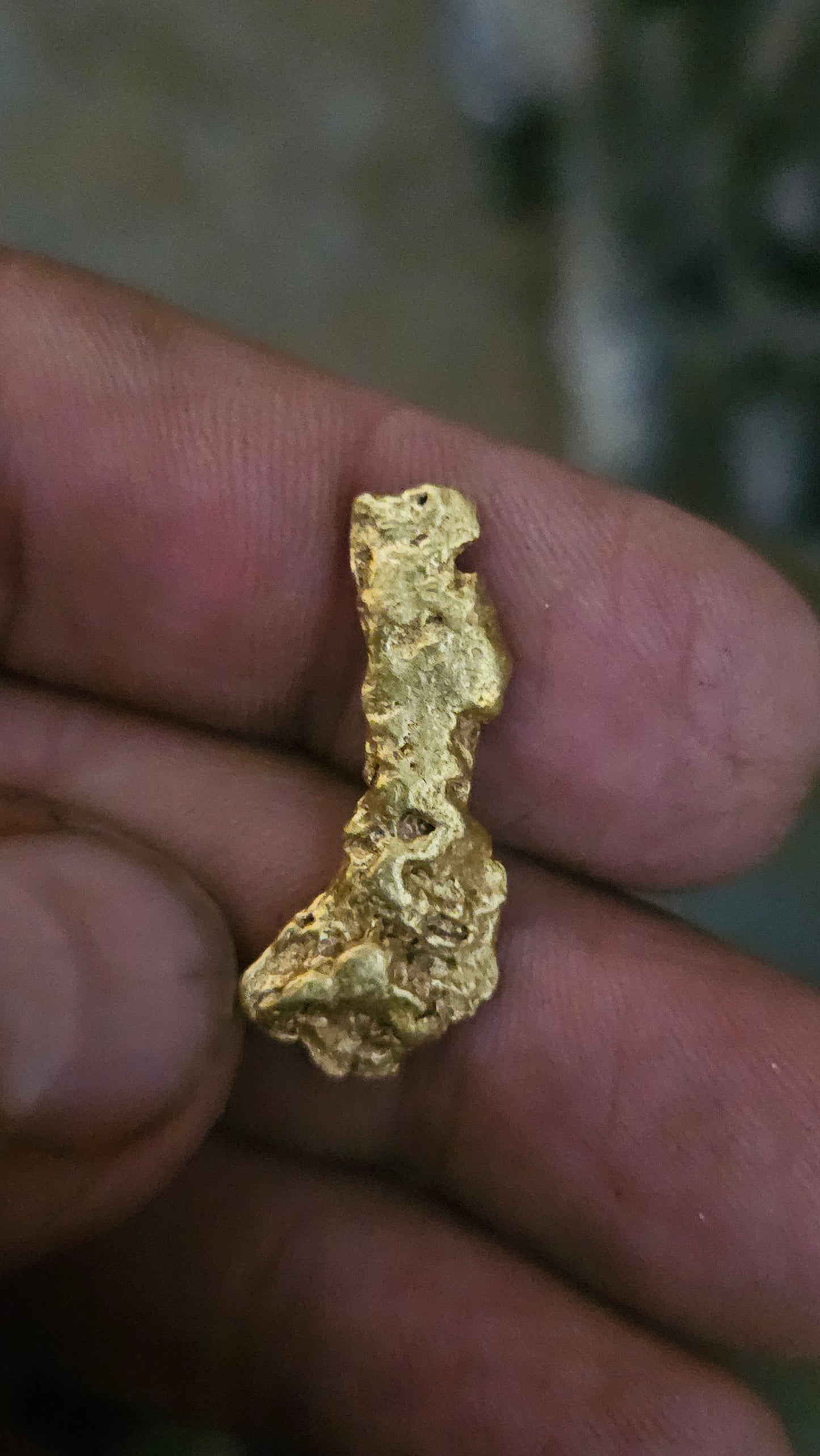6.23 solid amazing gold nugget from Arizona