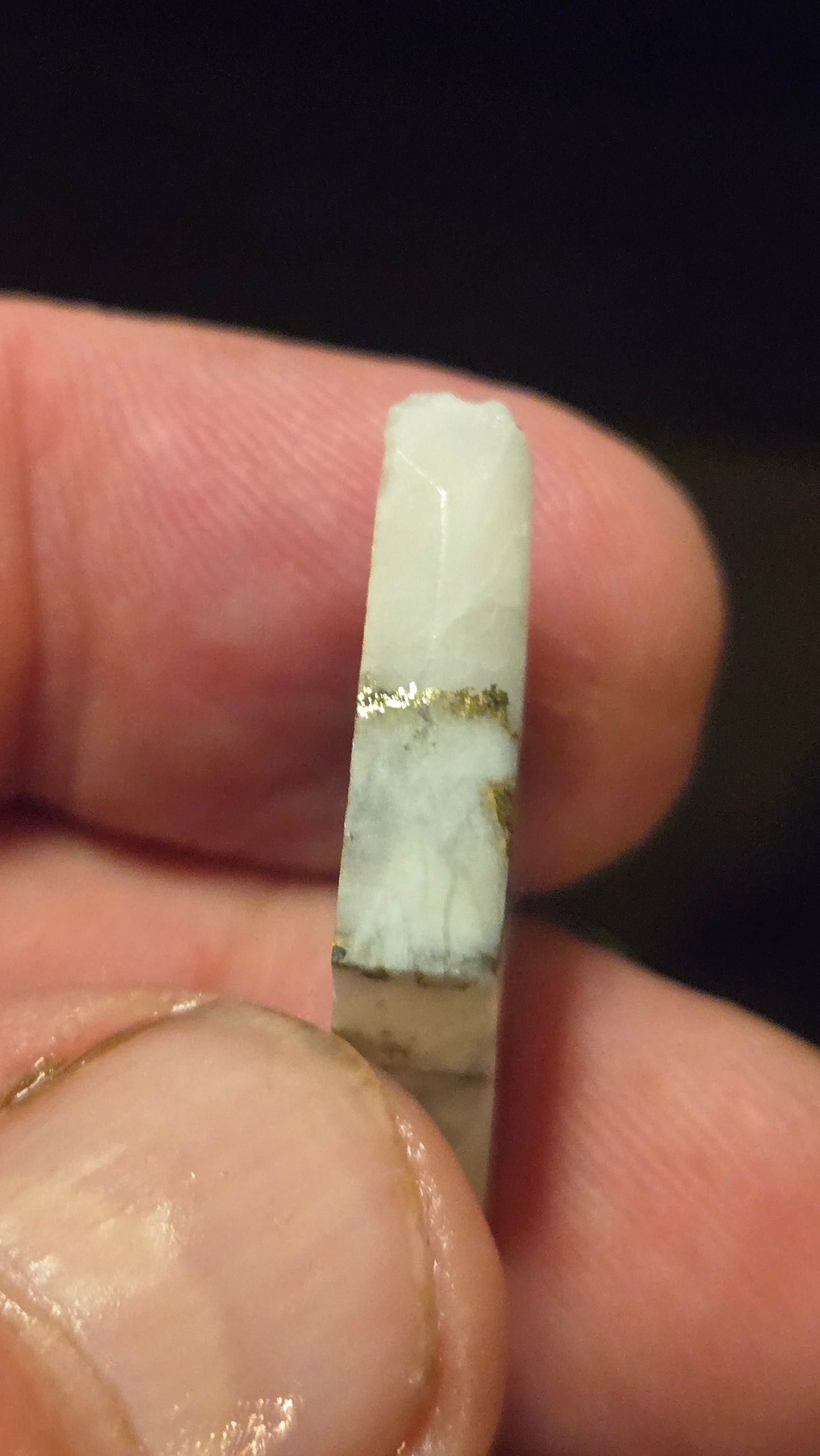 Ace of Gold – Diamond-Cut Polished Gold-in-Quartz Cabochon | 32x20x5.5 mm | 4.9g