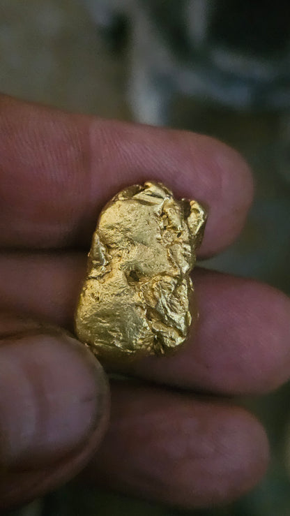 30.39 solid dense gold nugget from Mexico - stunner