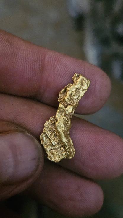 6.23 solid amazing gold nugget from Arizona