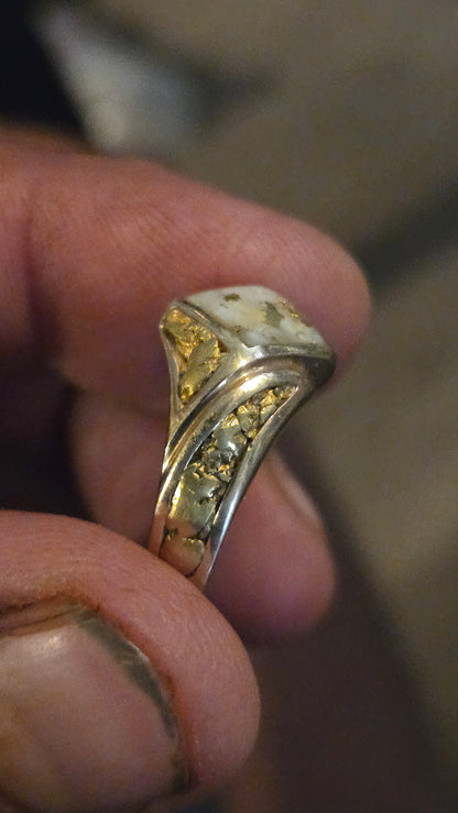 14k gold nugget and quartz gold ring size 11.5 - 11.59 grams