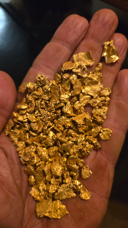 Folsom California leaf gold and big nuggets paydirt. Stunning 3 gram bag