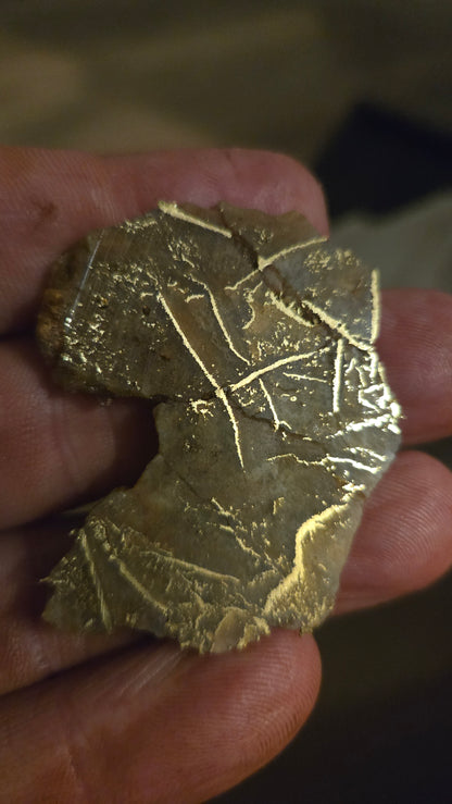 Insane pattern on this Oregon gold and quartz slab - 10.42 grams